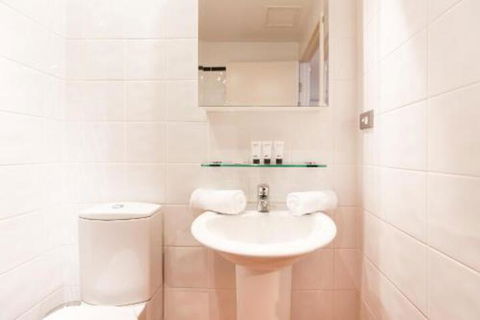 Bold Modern 1 Bed 10 Mins From The City - Tourism Brisbane 1