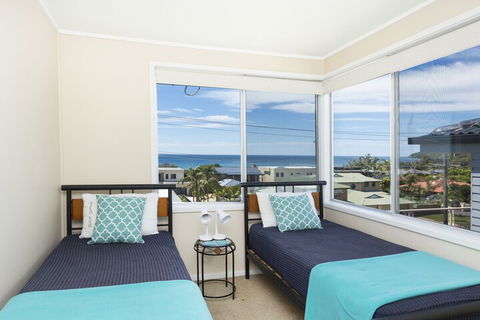 Beach Cottage - Tourism Brisbane 1