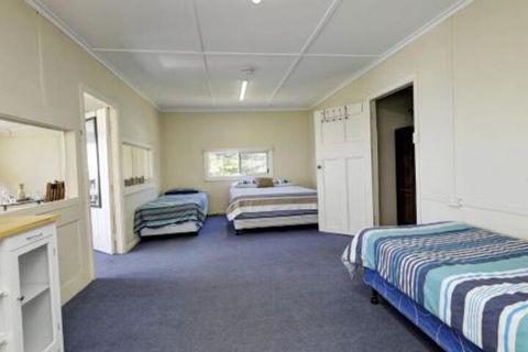 TRADEWINDS - Brisbane Tourism 0