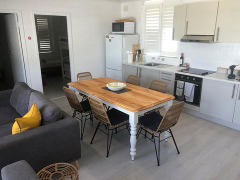 Bay Breeze Cottage - Brisbane Tourism 4