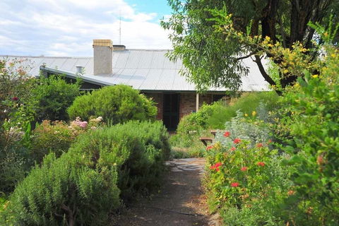 Emma Tiver Heritage Cottage - Tourism Brisbane 1