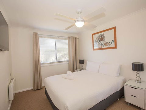 Kestrels Rest 1 / 116 Gippsland Street - Tourism Brisbane 5