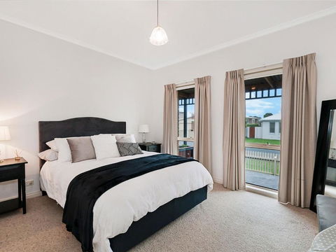 GUILDFORD COTTAGE - Brisbane 4u 5