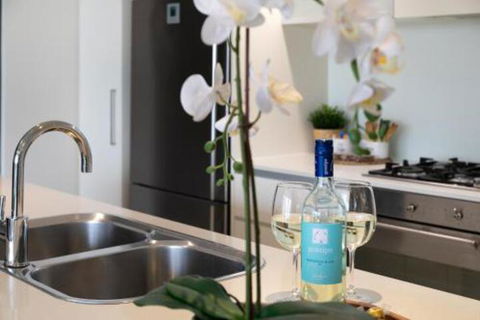 Amazing River View 3 Bedroom Apartment Brisbane CBD Netflix Fast Wifi Carpark - Tourism Brisbane 4