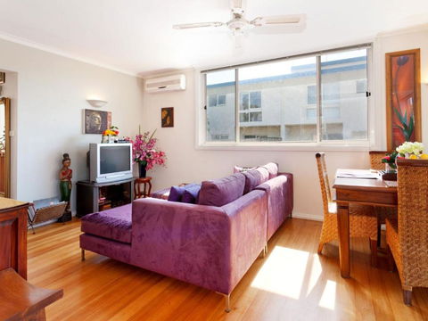 METRES TO THE BEACH MORNINGTON - Tourism Brisbane 5