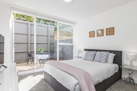 BOUTIQUE STAYS - Brighton By The Sea - Brisbane Tourism 2