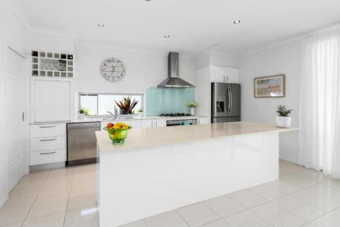 Summer Beach House On Tallows Avenue Kingscliff - Tourism Brisbane 4