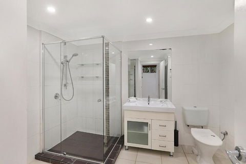 Beach Home In Golden Triangle - Tourism Brisbane 2