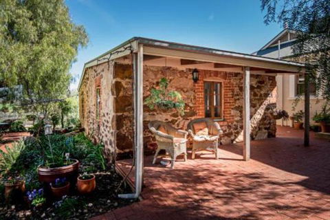 Lucys Cottage - Tourism Brisbane 2