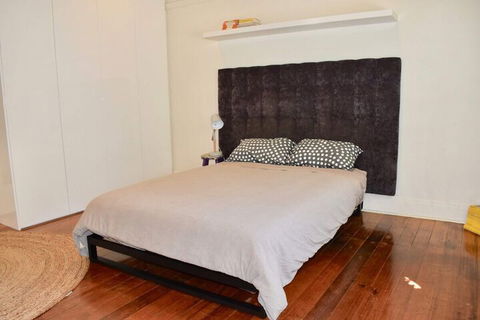 Art Deco Apt In Sunny Elwood Minutes To St. Kilda - Tourism Brisbane 4