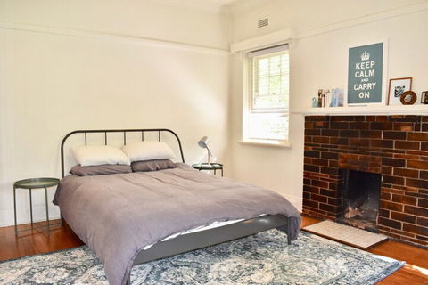 Art Deco Apt In Sunny Elwood Minutes To St. Kilda - Tourism Brisbane 1
