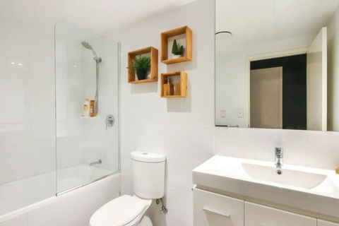 Spacious 2 Bedroom Apartment In Ascot With Large Private Garden - Tourism Brisbane 2