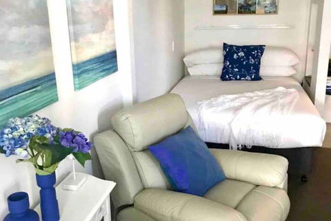 Beautiful Studio In Great Leafy Location - Tourism Brisbane 3