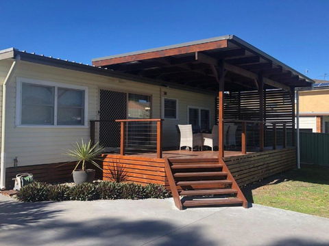 Sandy Shoal 46 Rigney Street Shoal Bay Beach Cottage With Aircon - Tourism Brisbane 6