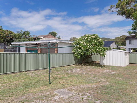 Sandy Shoal 46 Rigney Street Shoal Bay Beach Cottage With Aircon - Tourism Brisbane 4