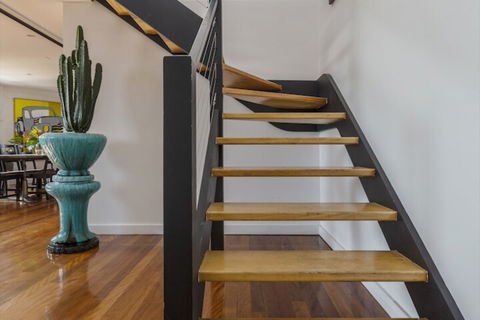 Fabulous Fitzroy Converted Warehouse - Brisbane 4u 4