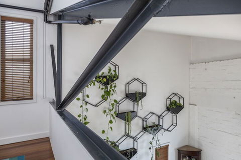 Fabulous Fitzroy Converted Warehouse - Brisbane 4u 2