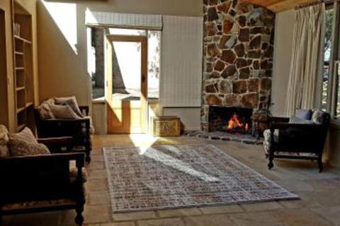 Olinda Yarra Cottage - Tourism Brisbane 0