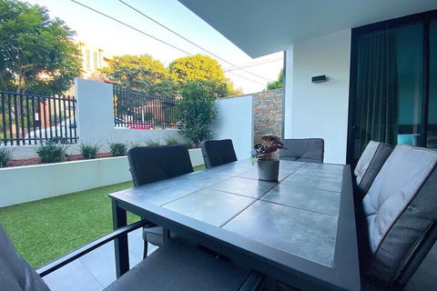 Ascot Apartments - Brisbane Tourism 6