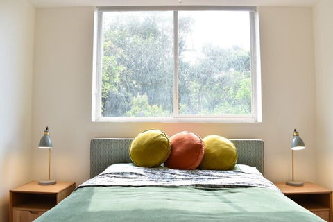 Light And Airy 2 Bedroom North Bondi Apartment - Tourism Brisbane 2