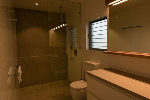 Kokos Beach House 3 - Tourism Brisbane 2