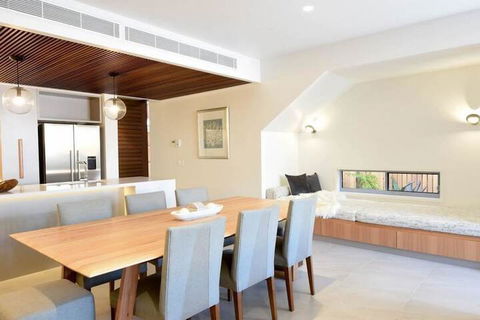 Kokos Beach House 3 - Tourism Brisbane 3