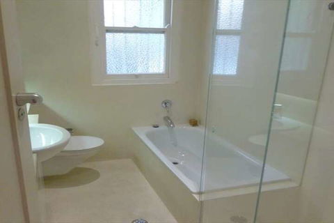 Waterfront Kirribilli Apartment NS181 - Tourism Brisbane 2