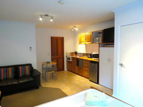 The Wave Oasis SC B & B - Tourism Brisbane 5
