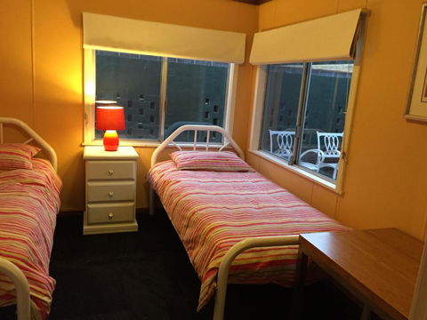 Gabbadah Beach House - Brisbane 4u 3