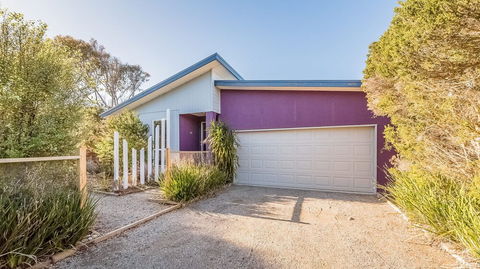 House On 37 Barramundi Near Smiths - Tourism Brisbane 2