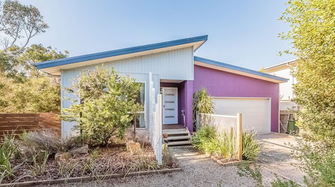House On 37 Barramundi Near Smiths - Tourism Brisbane 3