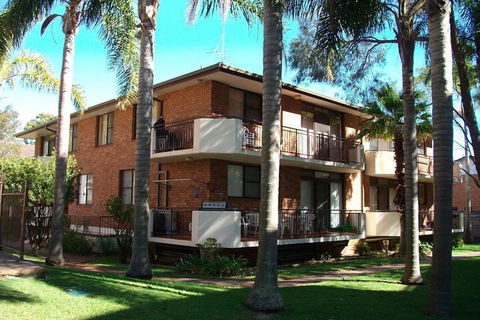 Kurranulla Unit 1 / 15 Weatherly Close - Tourism Brisbane 1