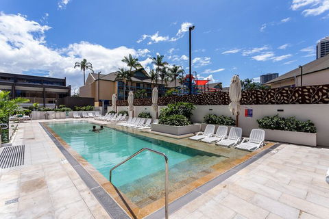 Surferparadise Gem+parkingflexible Refund - Tourism Brisbane 2