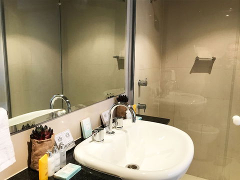 Serviced Apartments Sydney - Brisbane Tourism 4