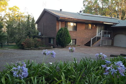 Gowrie Agapanthous - Tourism Brisbane 2