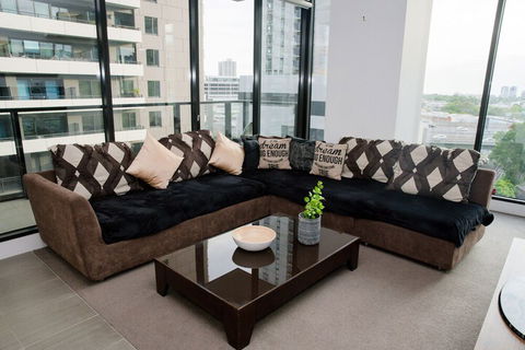 Southbank 2 Bedrooms Apt Next To Crown - Tourism Brisbane 3