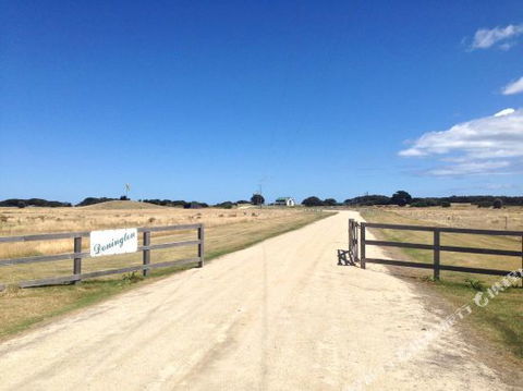 Donington - Brisbane Tourism 6