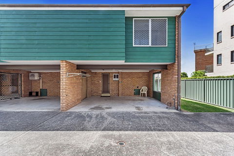 Macadamia Court 6 Nelson Bay - Tourism Brisbane 3