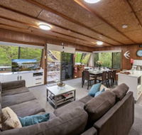 Boats And Bedzzz Houseboat Stays  Renmark River Villas - Brisbane Tourism
