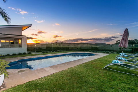 A PERFECT STAY - Byron's Brae - Tourism Brisbane 5