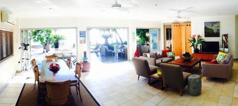 Tali Oak Beach House - Tourism Brisbane 3