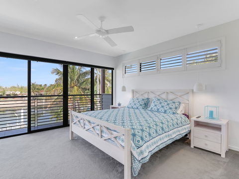 Adelong - Brisbane Tourism 1