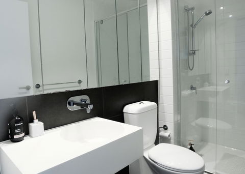 Stunning 2 Bedroom High Floor City View - Tourism Brisbane 3