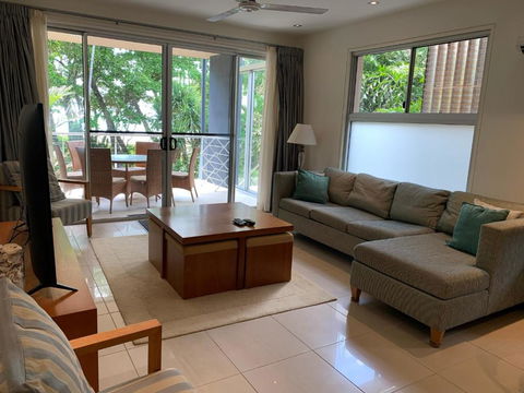 Beach House Apartment 1 - Tourism Brisbane 5