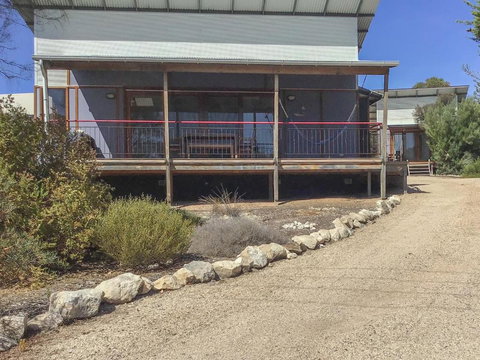 Samphire Beach House - Brisbane Tourism 5