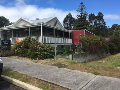 Pemberton Lodge - Tourism Brisbane 2