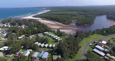 Sea Shell Chalet At Berrara Chalet - Tourism Brisbane 4