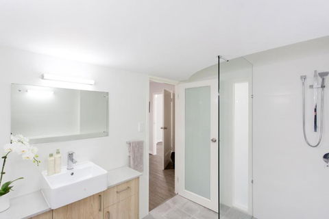 Stay Fresh Fremantle CBD - Tourism Brisbane 3