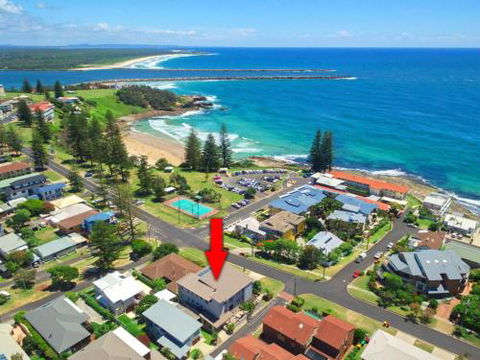 Bimbadeen Unit 3 Across From The Beach Lift In Complex - Tourism Brisbane 2