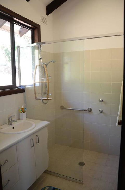 Barrels Beach House 28 Dulconghi Street - Tourism Brisbane 1